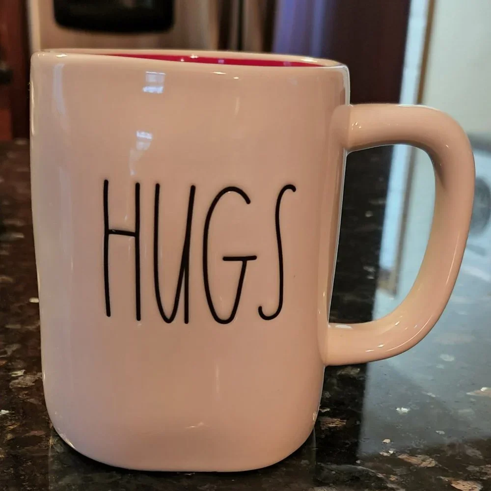 ❤️RAE DUNN  Mug reads * Kisses on one side &* Hugs on the other - Picture 2 of 2